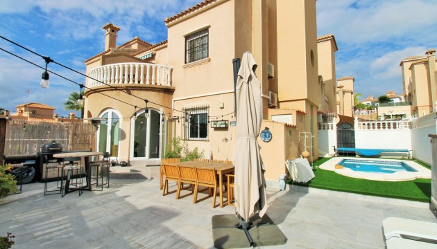 Resale - Townhouse - Orihuela Costa - Villamartín