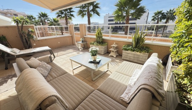 Resale - Apartment - Orihuela Costa - Villamartín