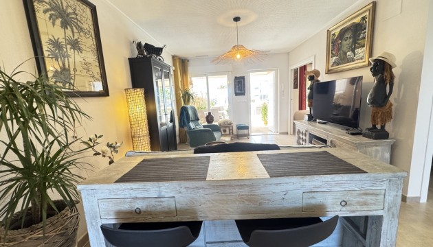 Resale - Apartment - Orihuela Costa - Villamartín