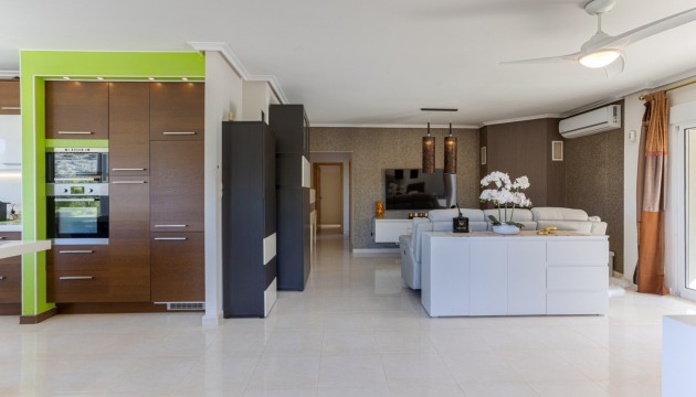 Herverkoop - Detached Villa - La Zarza