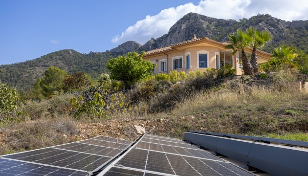 Herverkoop - Detached Villa - La Zarza