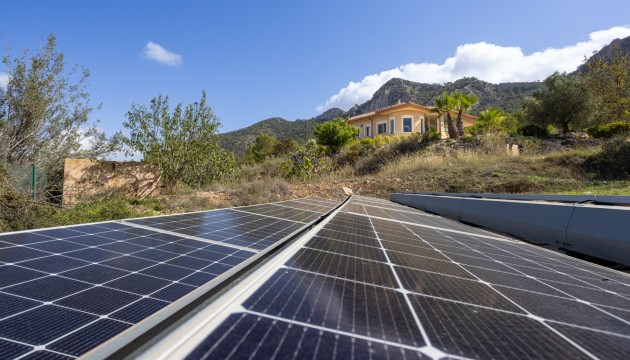 Herverkoop - Detached Villa - La Zarza