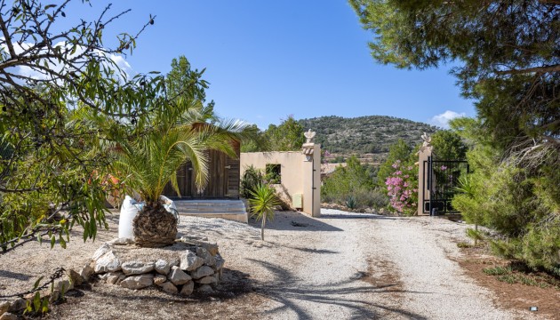 Herverkoop - Detached Villa - La Zarza