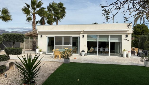 Wiederverkauf - Detached Villa - Crevillente