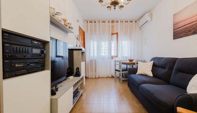 Resale - Bungalow - Torrevieja - El Acequión - Los Náufragos