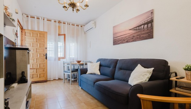 Resale - Bungalow - Torrevieja - El Acequión - Los Náufragos