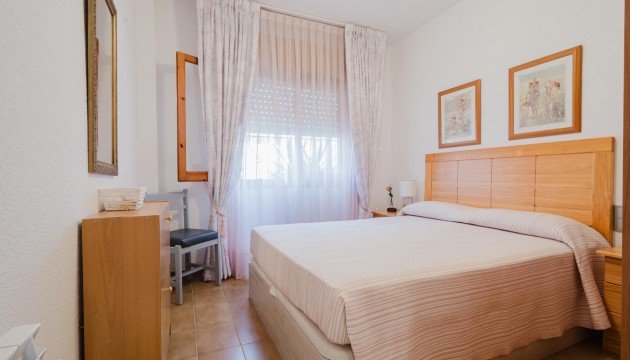 Resale - Bungalow - Torrevieja - El Acequión - Los Náufragos