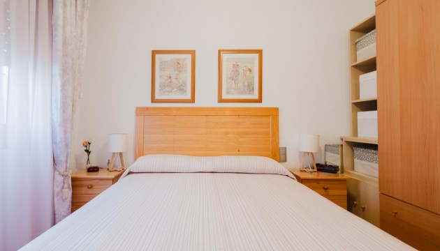 Resale - Bungalow - Torrevieja - El Acequión - Los Náufragos