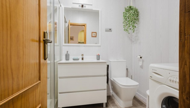 Resale - Bungalow - Torrevieja - El Acequión - Los Náufragos