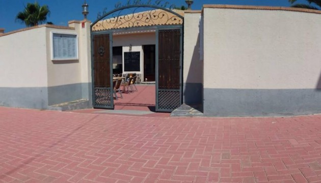 Resale - Bungalow - Torrevieja - El Acequión - Los Náufragos
