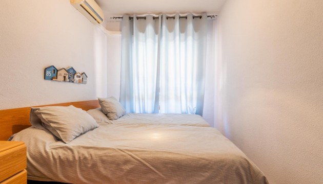 Resale - Apartment - Torrevieja - El Acequión - Los Náufragos