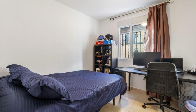 Resale - House - Orihuela Costa - Villamartín