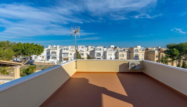 Resale - House - Orihuela Costa - Villamartín