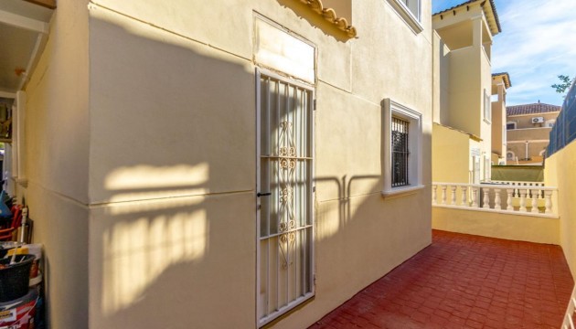 Resale - House - Orihuela Costa - Villamartín