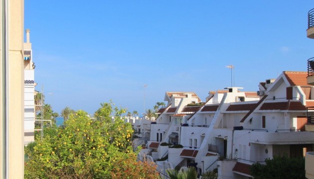 Resale - Apartment - Torrevieja - La Veleta
