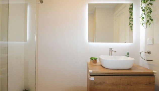 Resale - Apartment - Torrevieja - La Veleta