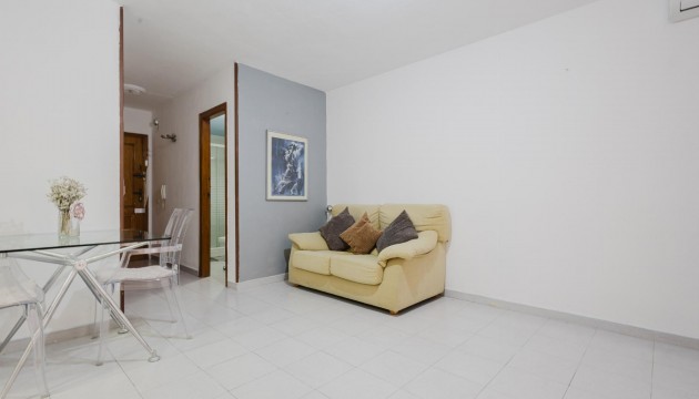 Resale - Apartment - Torrevieja - El Acequión - Los Náufragos