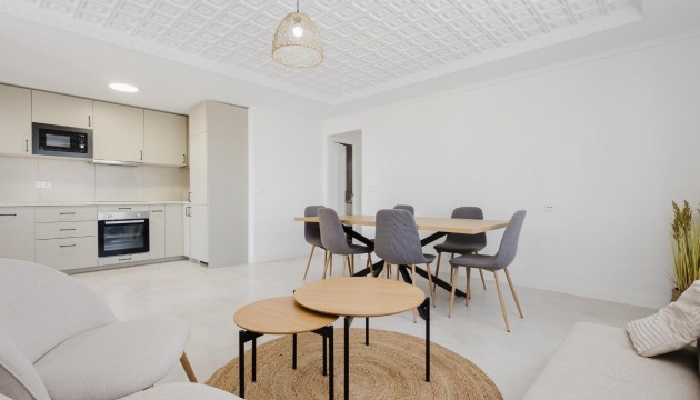 Resale - Apartment - Torrevieja - El Acequión - Los Náufragos