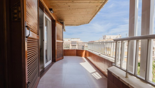 Resale - Apartment - Torrevieja - El Acequión - Los Náufragos
