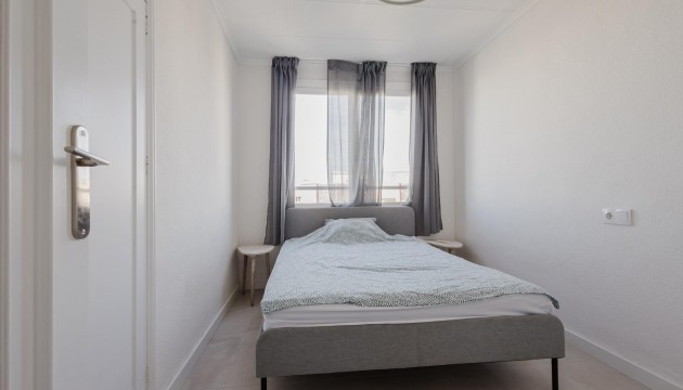Resale - Apartment - Torrevieja - El Acequión - Los Náufragos