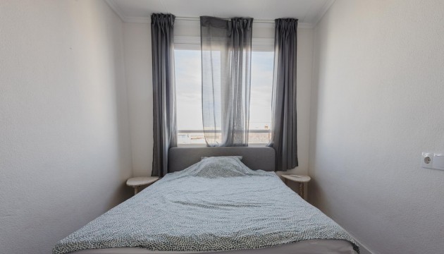 Resale - Apartment - Torrevieja - El Acequión - Los Náufragos