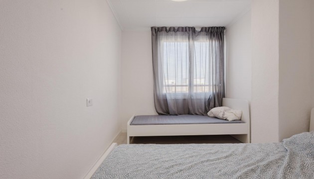 Resale - Apartment - Torrevieja - El Acequión - Los Náufragos