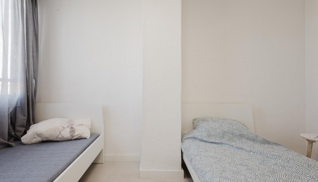 Resale - Apartment - Torrevieja - El Acequión - Los Náufragos