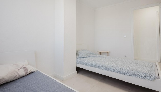 Resale - Apartment - Torrevieja - El Acequión - Los Náufragos