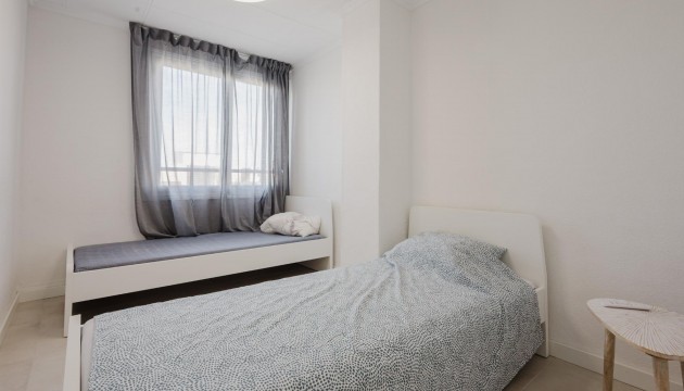 Resale - Apartment - Torrevieja - El Acequión - Los Náufragos