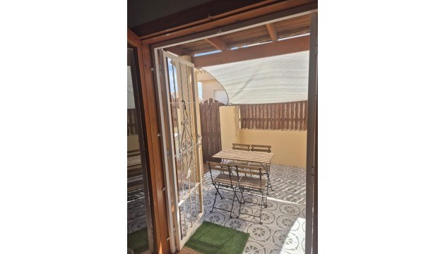 Resale - House - Orihuela Costa - La Zenia