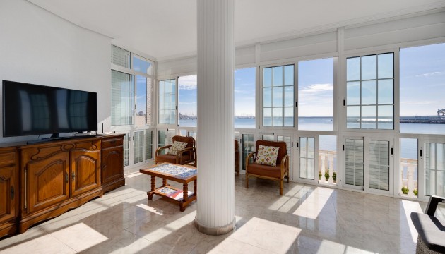 Resale - Apartment - Torrevieja - El Acequión - Los Náufragos