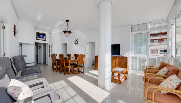 Resale - Apartment - Torrevieja - El Acequión - Los Náufragos