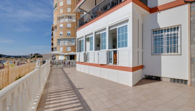 Resale - Apartment - Torrevieja - El Acequión - Los Náufragos