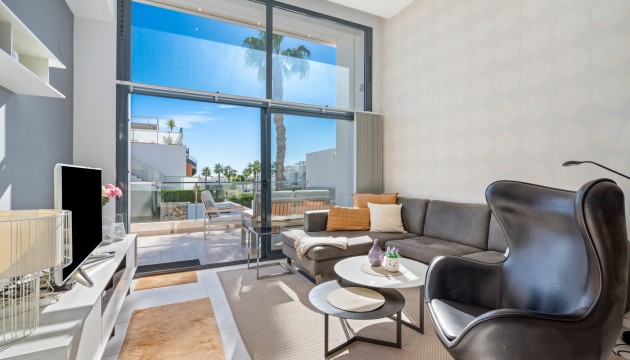 Resale - Bungalow - Torrevieja