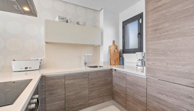 Resale - Bungalow - Torrevieja