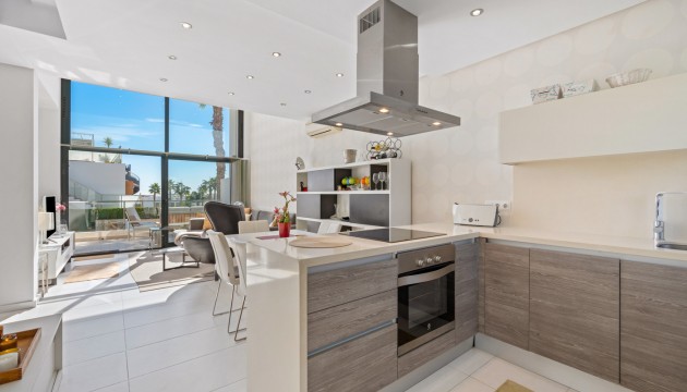 Resale - Bungalow - Torrevieja