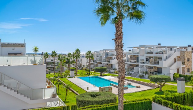 Resale - Bungalow - Torrevieja