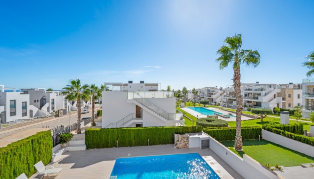 Resale - Bungalow - Torrevieja