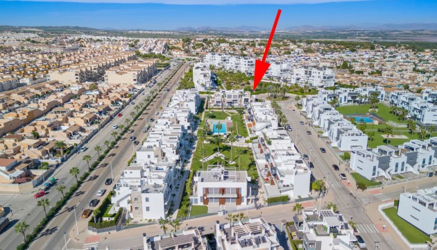 Resale - Bungalow - Torrevieja