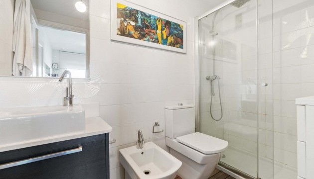 Resale - Apartment - Orihuela Costa - Campoamor