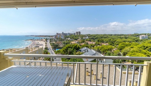 Resale - Apartment - Orihuela Costa - Campoamor