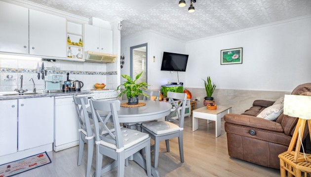 Resale - Apartment - Torrevieja - La Siesta - El Salado -  Torreta