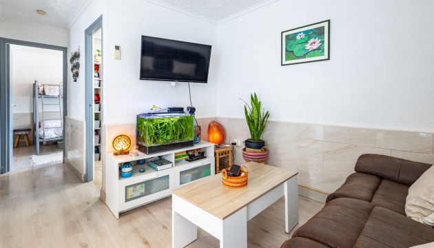 Resale - Apartment - Torrevieja - La Siesta - El Salado -  Torreta