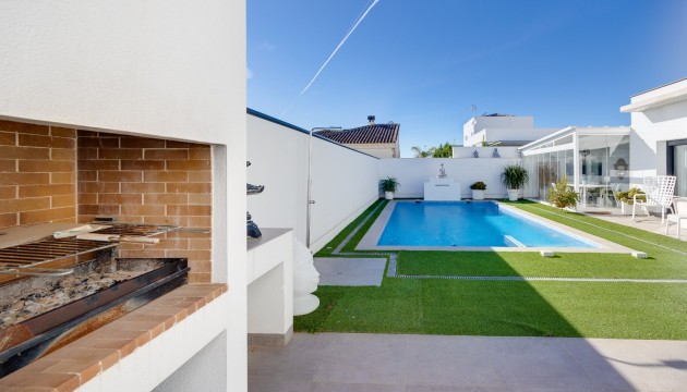 Herverkoop - Detached Villa - Formentera del Segura