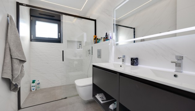 Herverkoop - Detached Villa - Formentera del Segura