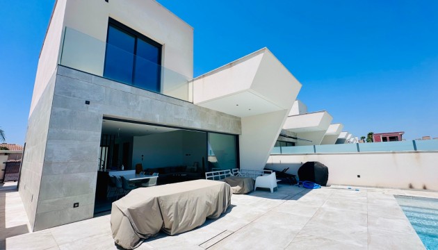 Videresalg - Detached Villa - Rojales