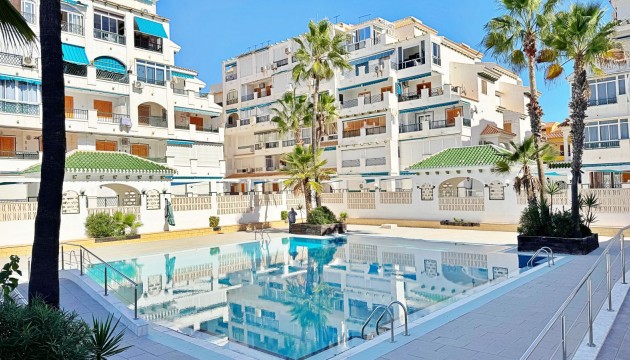 Resale - Apartment - Torrevieja - Torrelamata - La Mata