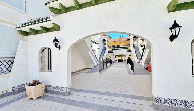 Resale - Apartment - Torrevieja - Torrelamata - La Mata
