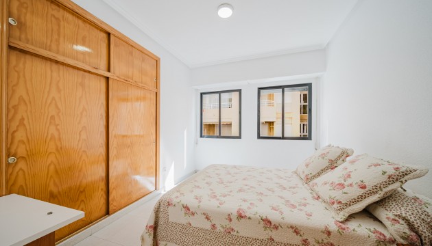 Resale - Apartment - Torrevieja - Torrelamata - La Mata