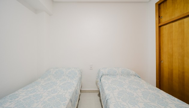 Resale - Apartment - Torrevieja - Torrelamata - La Mata